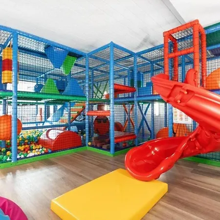 Family Sun & Fun & Water Park Patio At Belmare Aqua Apartmán *